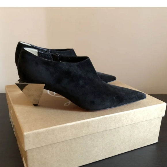 Christian Louboutin Xilo booties 55 size 37.5 fit! - Picture 5 of 7